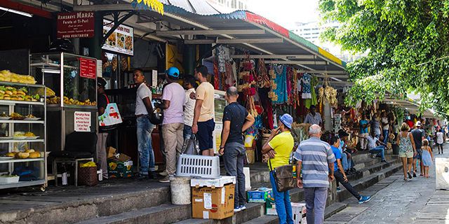 Street food tour sightseeing in port louis (8)